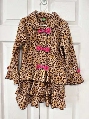 dollie & me Girls Leopard Print Coat with Velcro Bow Closures & Bows on Sleeves